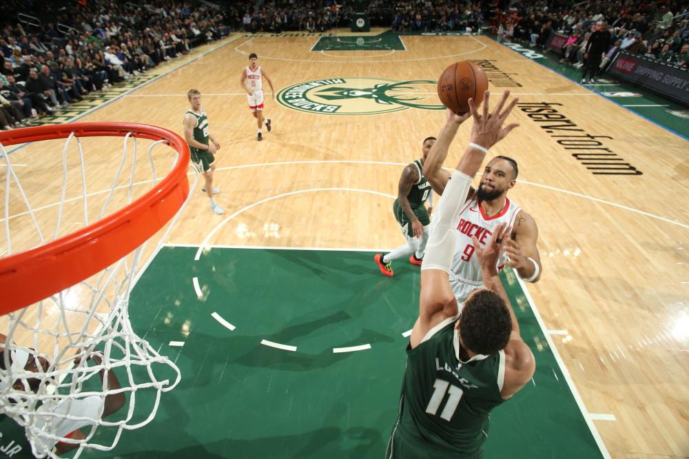 CBA第42轮积分排名！山东挤掉新疆，辽篮重回第5，季后赛名单出炉.